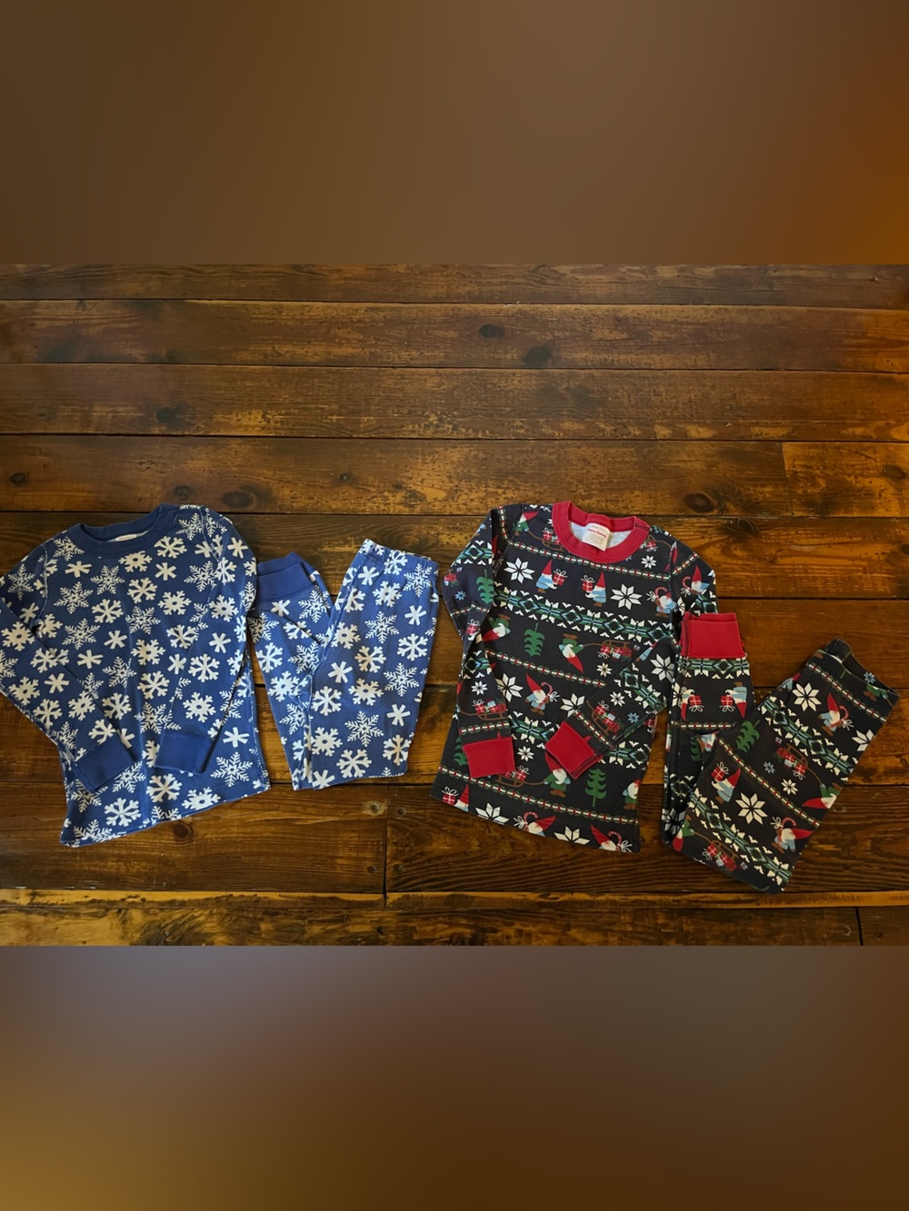 Hanna Andersson holiday pajama sets - lot of 2